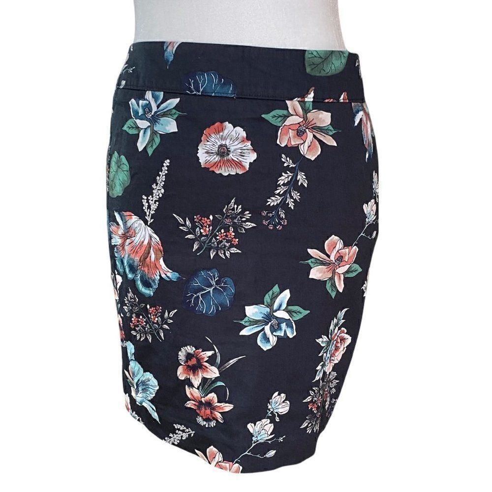 Loft Black Floral Mini Pencil Skirt